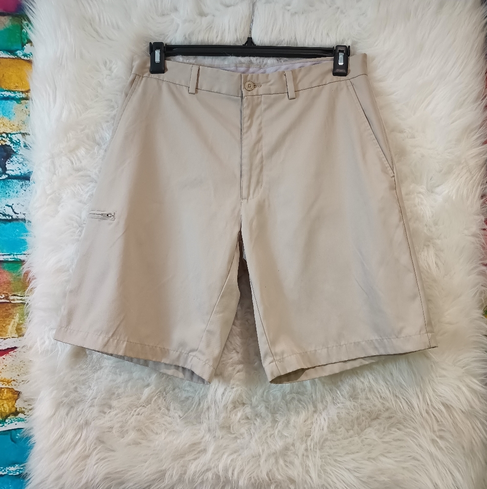 Champions Tour Khaki Golf Shorts Size 32 - Picture 1 of 12